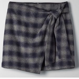 NWT Wilfred New Wrap Front Skirt